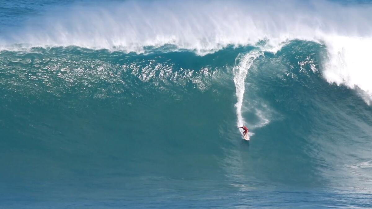 Aaron Gold at Jaws by Heff Key