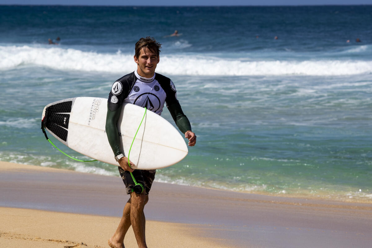 Photos of Kalani David | World Surf League