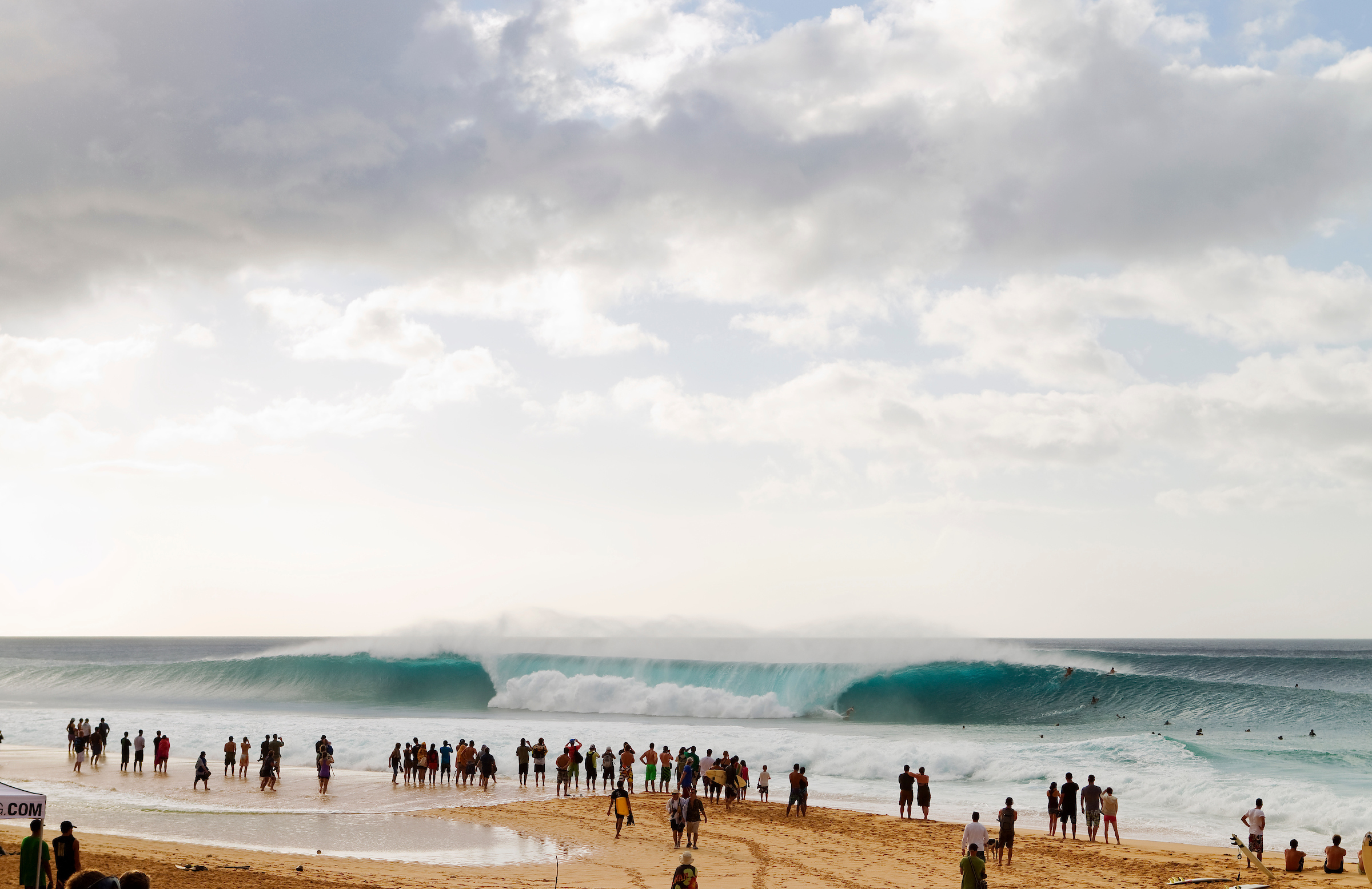 World Surf League Welcomes New And Returning Partners To 2024   11b89cee3862331ab87a96c0c83a2d14 