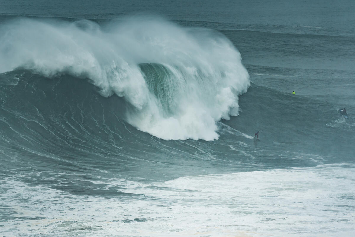 2020 XXL Biggest Wave Entry: Francisco Porcella at Nazaré 3