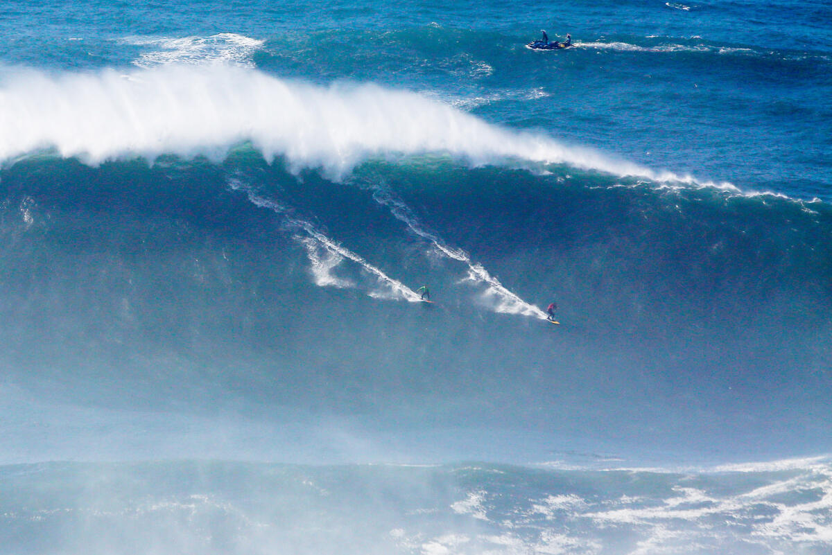2018 XXL Biggest Wave Entry: Carlos Burle at Nazaré