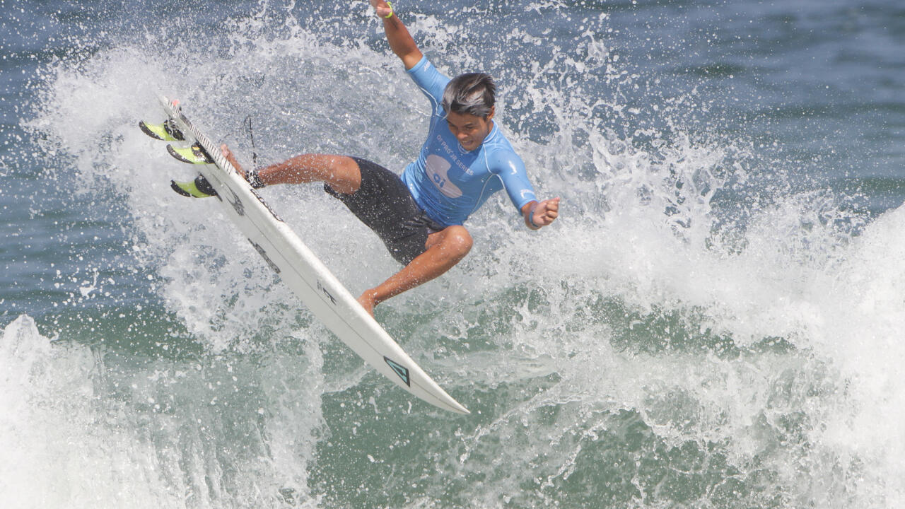 Catarinenses vencem o Oi Pro Junior Series e carioca e peruano