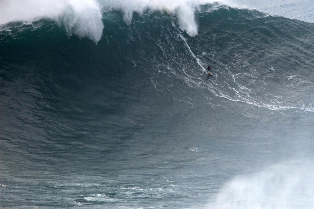 Ross Clarke-Jones at Nazare (B) - 2016 TAG Heuer Biggest Wave