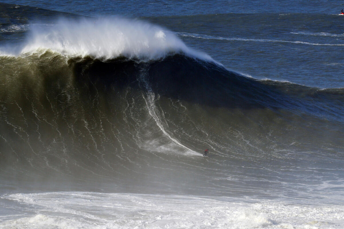 2018 XXL Biggest Wave Entry: Jerome Sahyoun at Nazaré