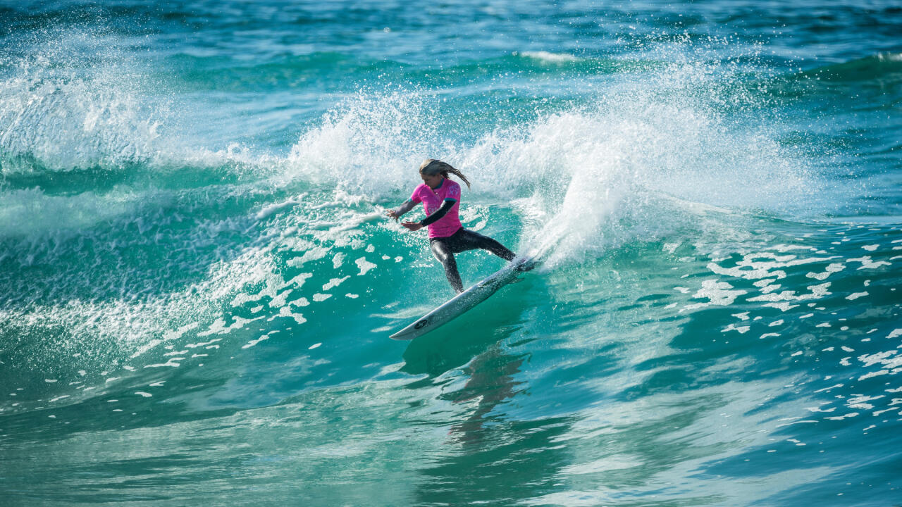 Ēwelei'ula Wong, 17-year-old Hawaiian surfer