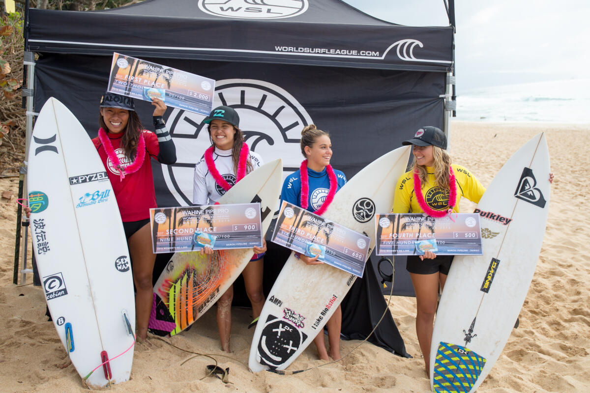 Womens finalists at Pipe Pro Junior