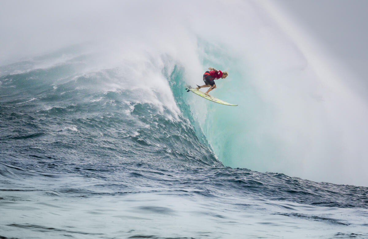 2019 Biggest Paddle Entry: Keala Kennelly at Jaws A