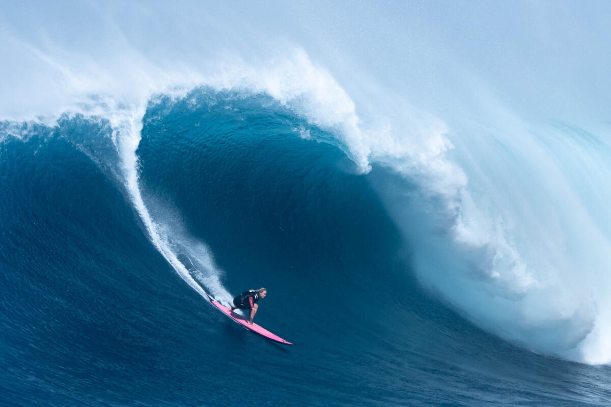 2020 Women's Paddle Nominee: Felicity Palmateer at Jaws 5