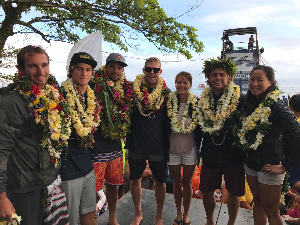 Fresh lei were given to athletes and regional WSL members as thanks for the donations.