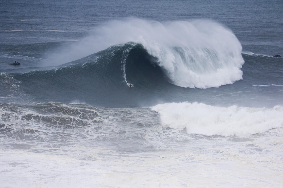 2020 XXL Biggest Wave Entry: Axi Muniain at Nazaré 2