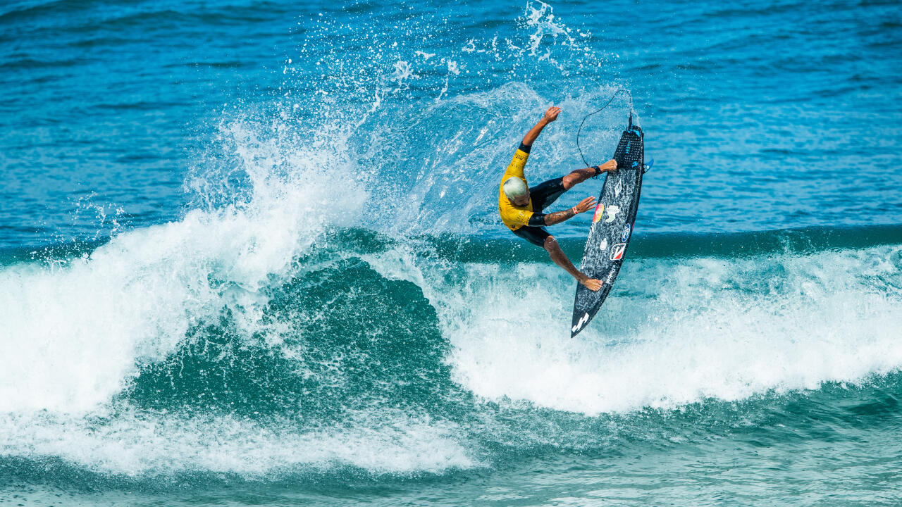 Watch: Italo Ferreira Wins French Rendez-Vous Of Surfing ...
