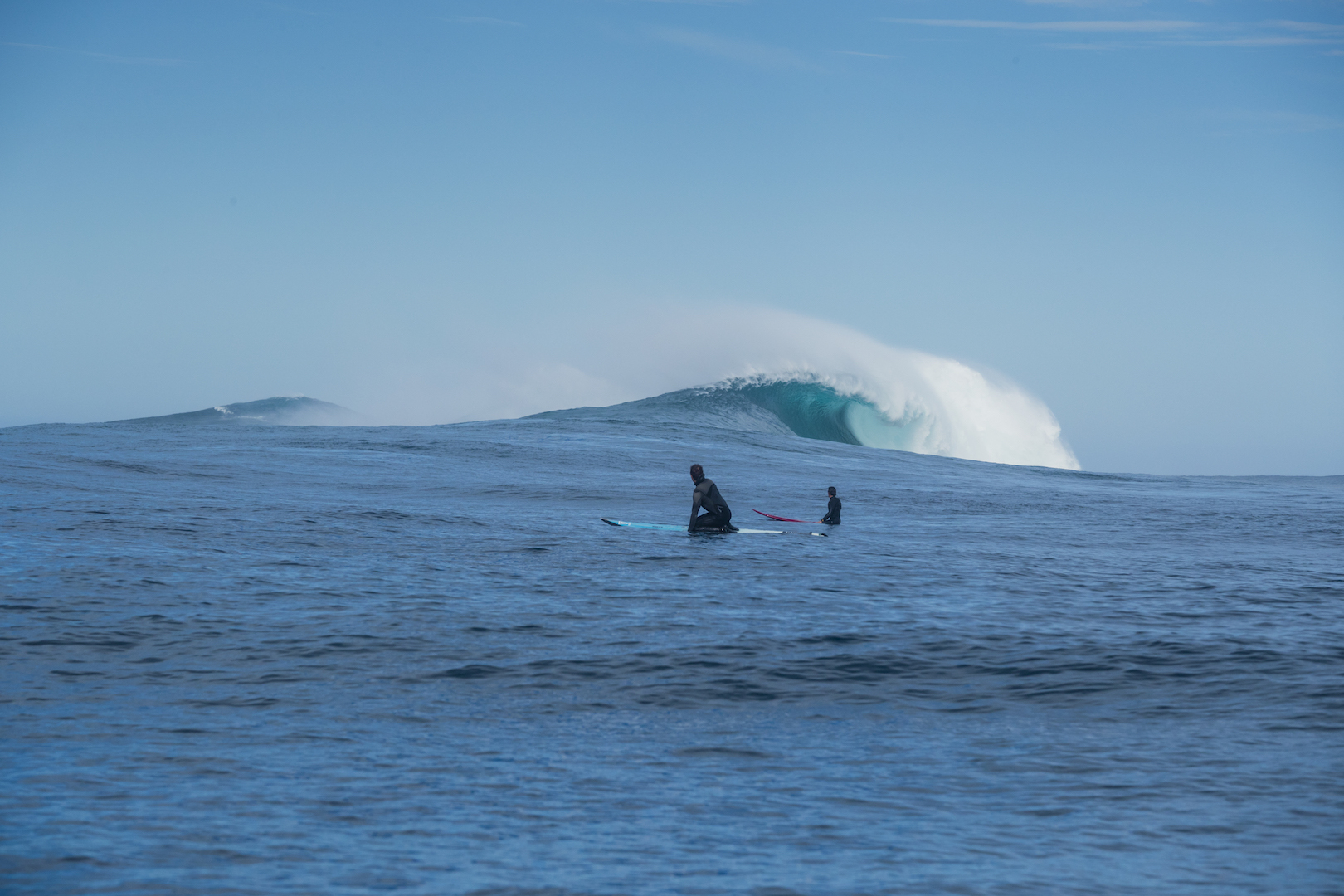 Surfing in the middle store of the ocean