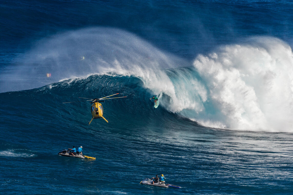 2018 Tube of the Year Entry: Ian Walsh at the Pe'ahi Challenge