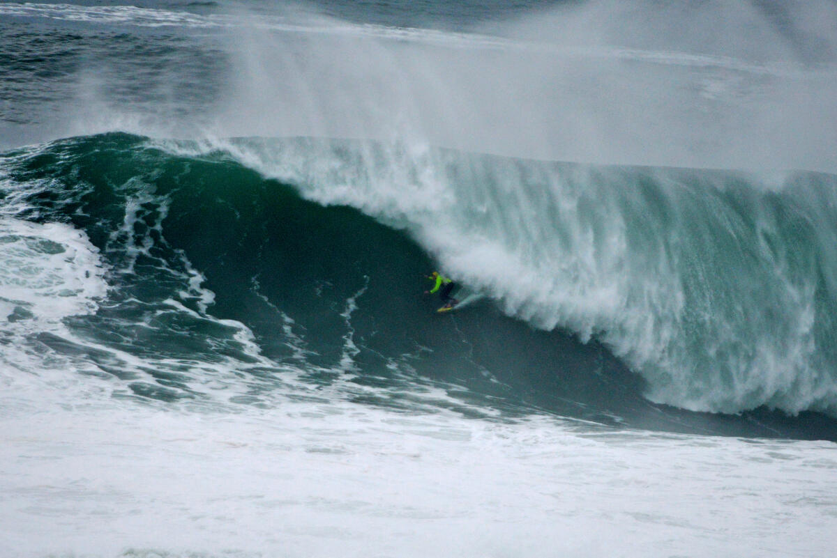 2018 Tube of the Year Entry: Dave Langer at Nazaré