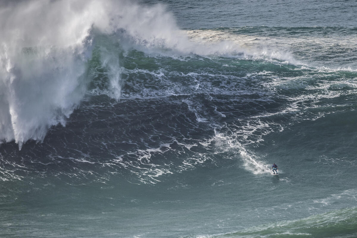 2020 XXL Biggest Wave Entry: Andrew Cotton at Nazaré 4