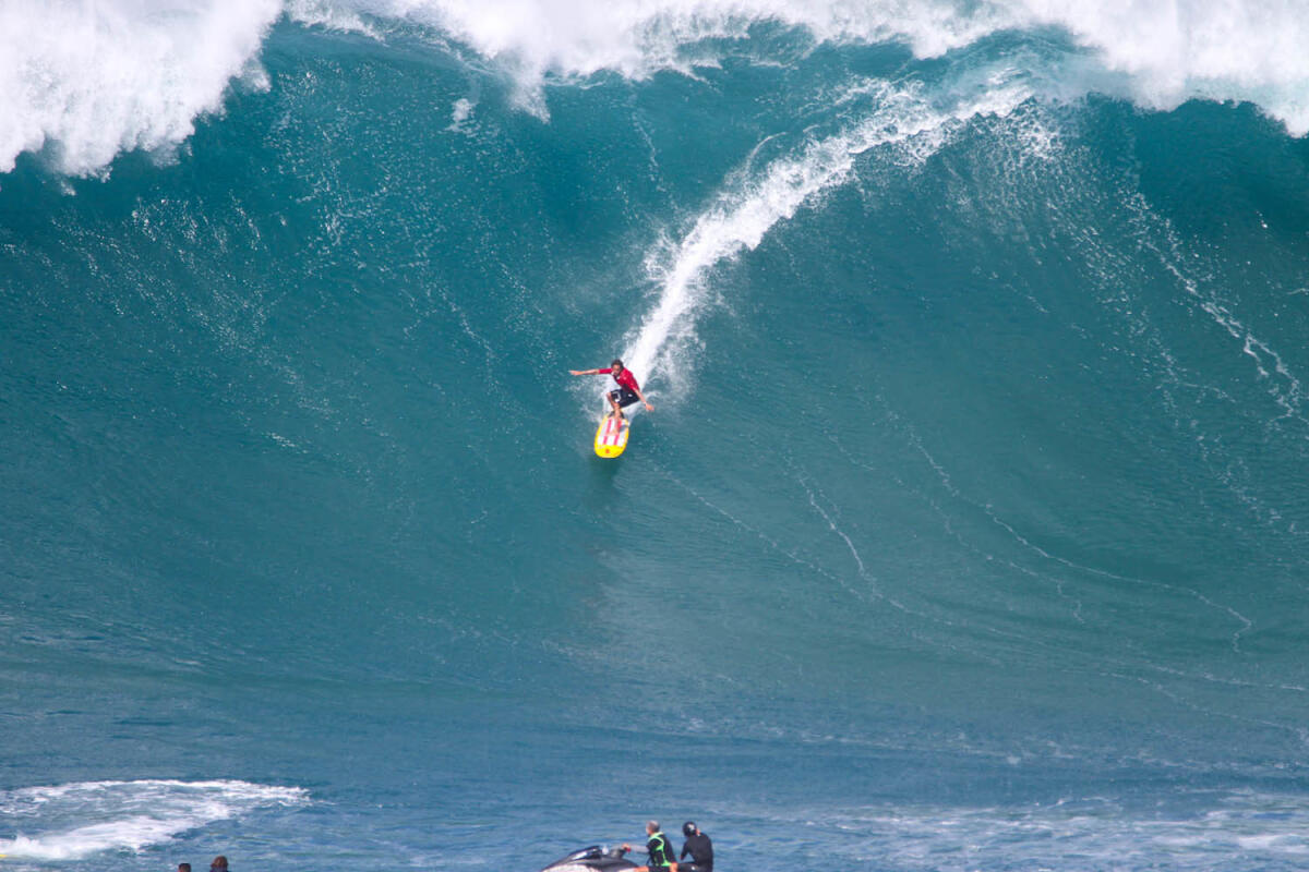 2018 Biggest Paddle Entry: Kai Lenny at Jaws by Lynton.2