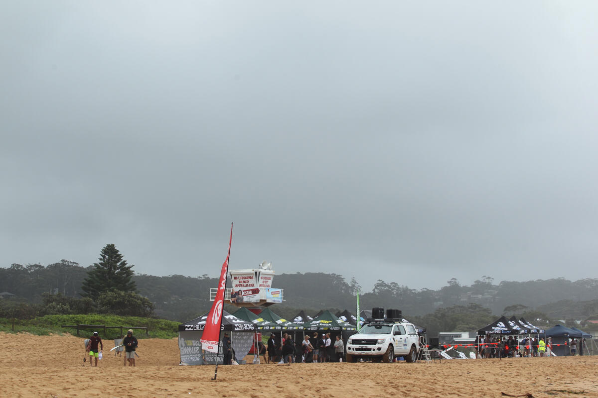 The Contest site on a stormy Day 1 at Avoca