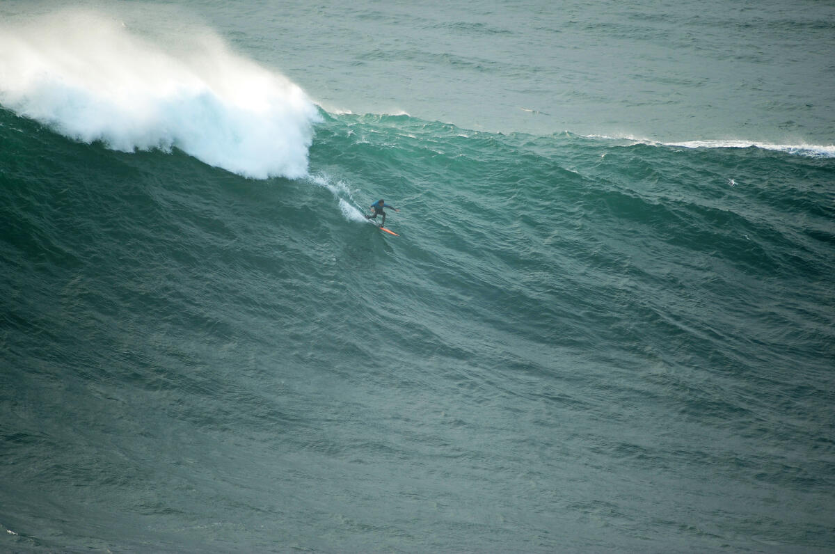 2018 XXL Biggest Wave Entry: Axier Muniain at Nazaré