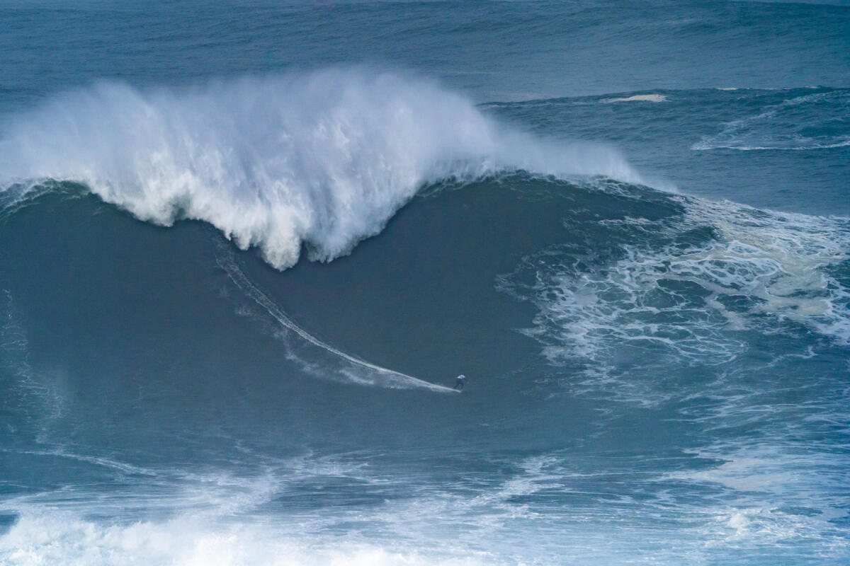 2020 XXL Biggest Wave Entry: Sebastian Steudtner at Nazaré 3