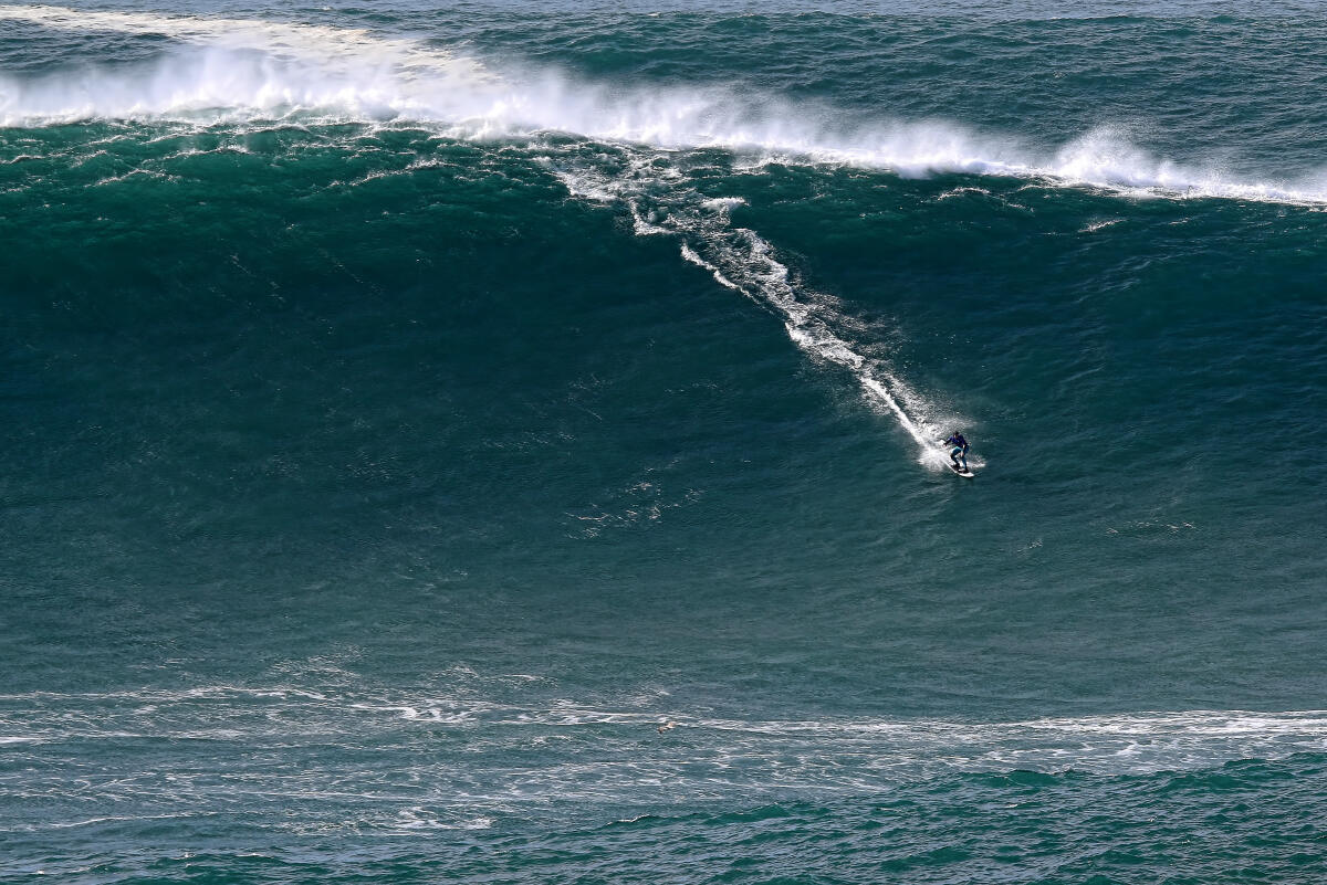 2020 XXL Biggest Wave Entry: Andrew Cotton at Nazaré 1
