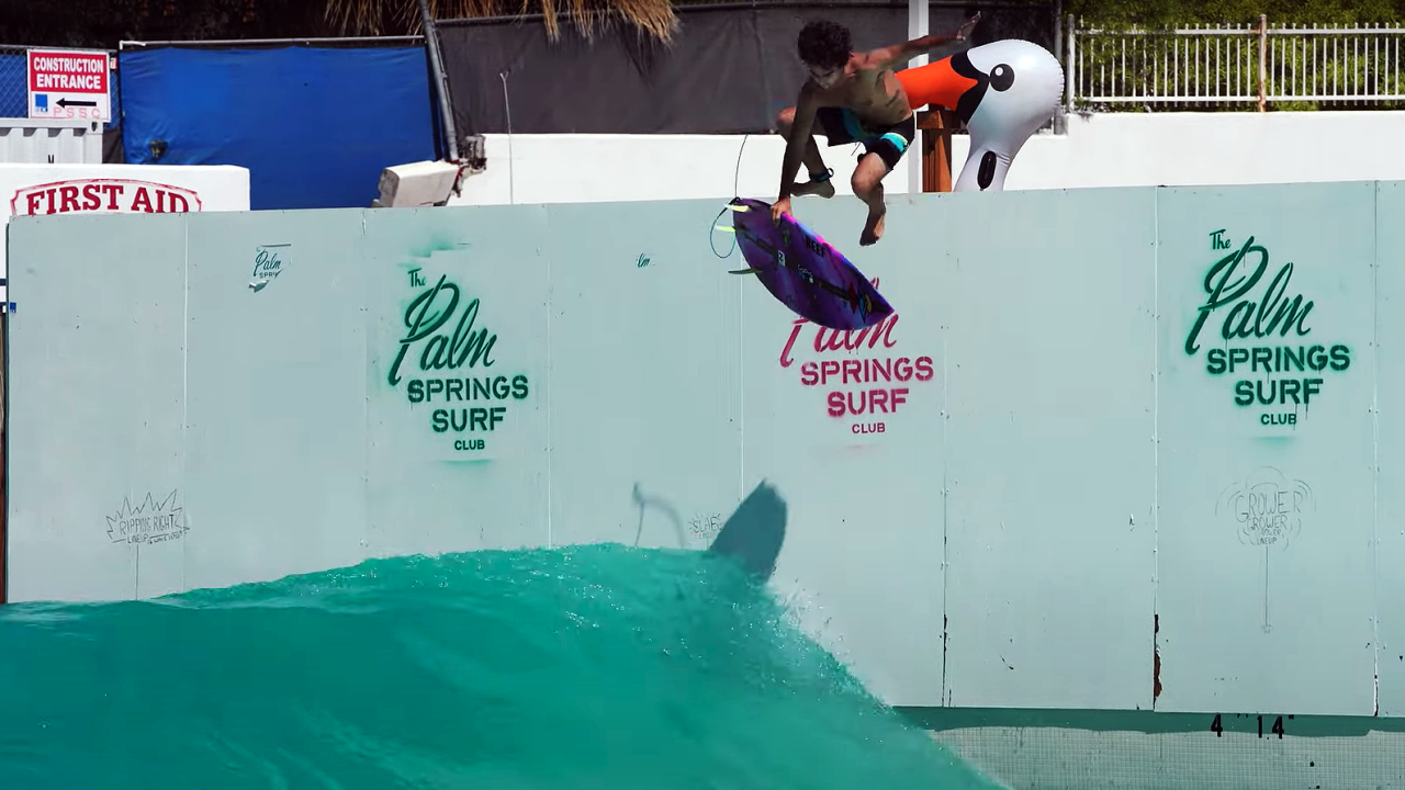 How To Keep It Cool In The Palm Springs Heat With Mason And Coco Ho | World  Surf League