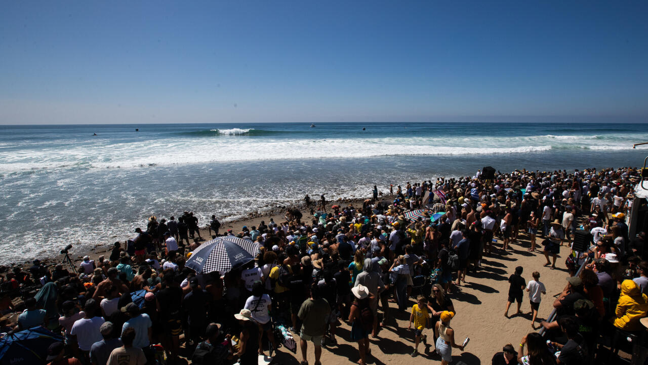 Photos: WSL Finals are a swell time - Los Angeles Times