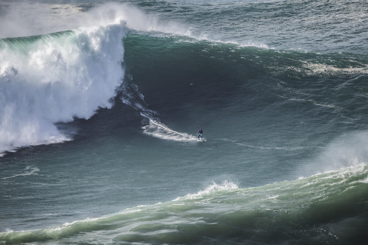 2020 XXL Biggest Wave Entry: Andrew Cotton at Nazaré 6