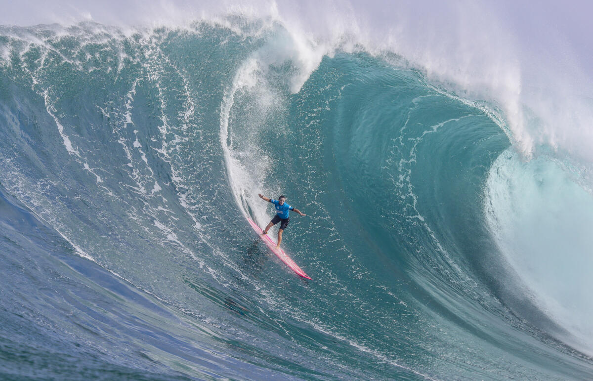 2019 Biggest Paddle Entry: Bianca Valenti at Jaws